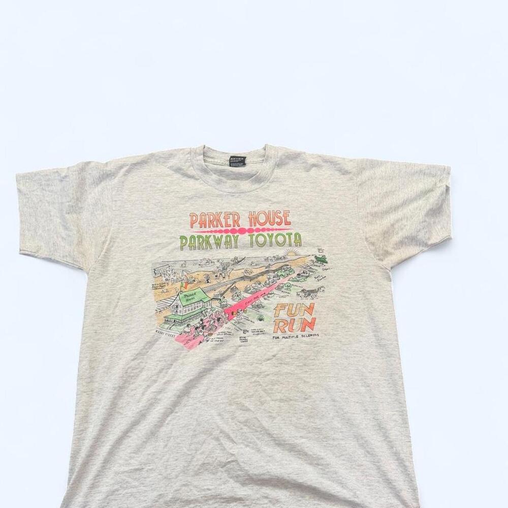Vintage Parker House Parkway Toyota Fun Run Tee – Men’s XL